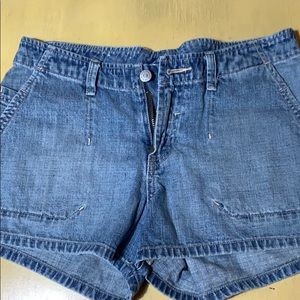 Women’s BKE vintage key west. Size 28.